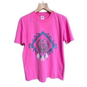 Vintage Pink Anvil Brand Women’s Dreamcatcher Feather Southwest TShirt, Large